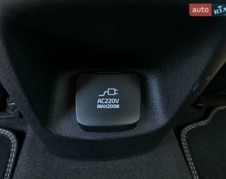 Серый Киа Niro, объемом двигателя 0 л и пробегом 97 тыс. км за 23200 $, фото 61 на Automoto.ua