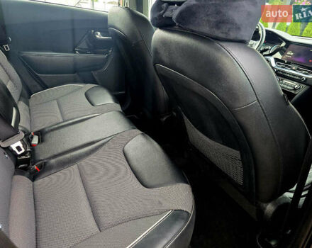 Серый Киа Niro, объемом двигателя 0 л и пробегом 96 тыс. км за 19500 $, фото 26 на Automoto.ua