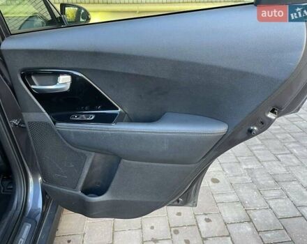 Серый Киа Niro, объемом двигателя 0 л и пробегом 125 тыс. км за 19250 $, фото 42 на Automoto.ua