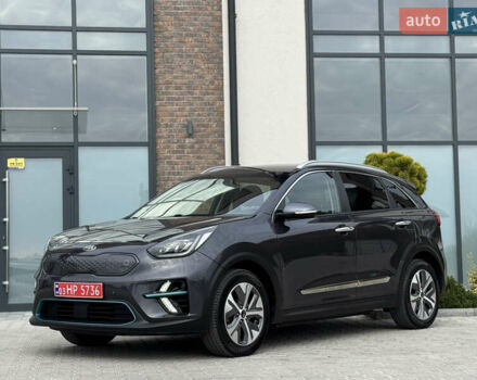 Серый Киа Niro, объемом двигателя 0 л и пробегом 139 тыс. км за 18900 $, фото 39 на Automoto.ua