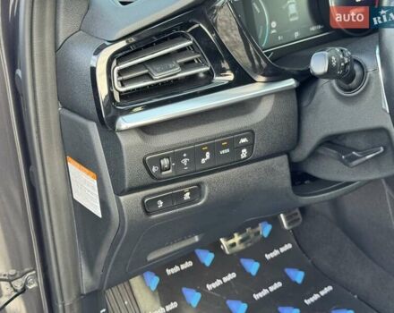 Серый Киа Niro, объемом двигателя 0 л и пробегом 142 тыс. км за 18900 $, фото 15 на Automoto.ua