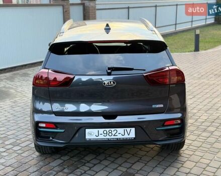 Сірий Кіа Niro, об'ємом двигуна 0 л та пробігом 118 тис. км за 20499 $, фото 13 на Automoto.ua