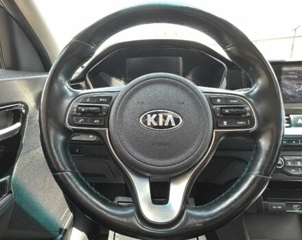 Кіа Niro 2020 у Одесі на Automoto.ua Сірий Кіа Niro, об'ємом двигуна 0 л та пробігом 39 тис. км за 9500 $, фото 10 на Automoto.ua