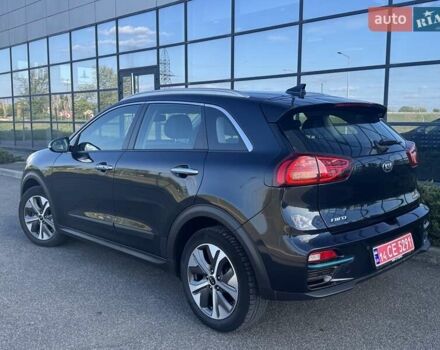 Сірий Кіа Niro, об'ємом двигуна 0 л та пробігом 93 тис. км за 17900 $, фото 1 на Automoto.ua
