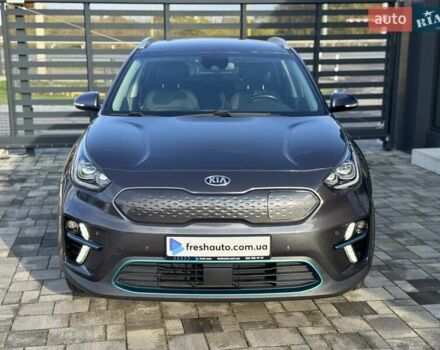 Серый Киа Niro, объемом двигателя 0 л и пробегом 142 тыс. км за 18900 $, фото 1 на Automoto.ua