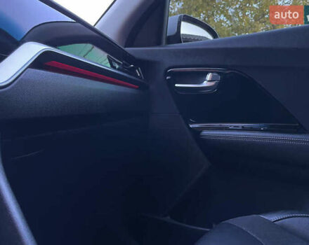 Серый Киа Niro, объемом двигателя 1.58 л и пробегом 67 тыс. км за 22600 $, фото 18 на Automoto.ua