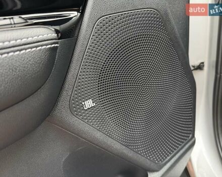 Сірий Кіа Niro, об'ємом двигуна 0 л та пробігом 118 тис. км за 19300 $, фото 66 на Automoto.ua