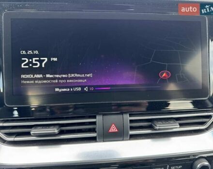 Серый Киа Niro, объемом двигателя 0 л и пробегом 149 тыс. км за 18200 $, фото 20 на Automoto.ua