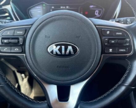 Серый Киа Niro, объемом двигателя 1.6 л и пробегом 48 тыс. км за 18400 $, фото 7 на Automoto.ua