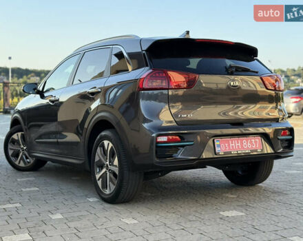Серый Киа Niro, объемом двигателя 0 л и пробегом 145 тыс. км за 18800 $, фото 50 на Automoto.ua