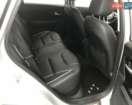 Серый Киа Niro, объемом двигателя 0 л и пробегом 90 тыс. км за 19900 $, фото 22 на Automoto.ua