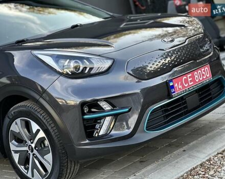Киа Niro 2020 в Ивано-Франковске на Automoto.ua Серый Киа Niro, объемом двигателя 0 л и пробегом 88 тыс. км за 18500 $, фото 7 на Automoto.ua