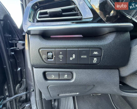 Серый Киа Niro, объемом двигателя 0 л и пробегом 85 тыс. км за 18999 $, фото 46 на Automoto.ua