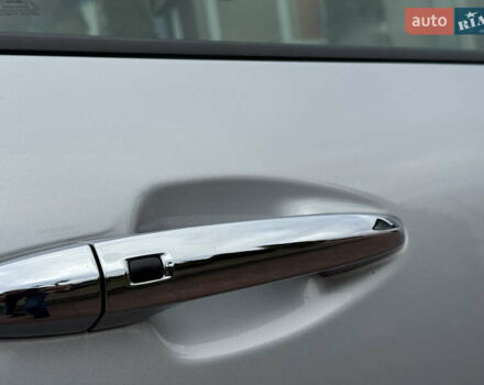 Серый Киа Niro, объемом двигателя 0 л и пробегом 118 тыс. км за 19350 $, фото 48 на Automoto.ua