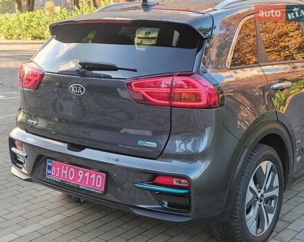 Киа Niro 2020 в Ровно на Automoto.ua Серый Киа Niro, объемом двигателя 0 л и пробегом 125 тыс. км за 19850 $, фото 24 на Automoto.ua