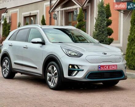 Сірий Кіа Niro, об'ємом двигуна 0 л та пробігом 118 тис. км за 19300 $, фото 39 на Automoto.ua