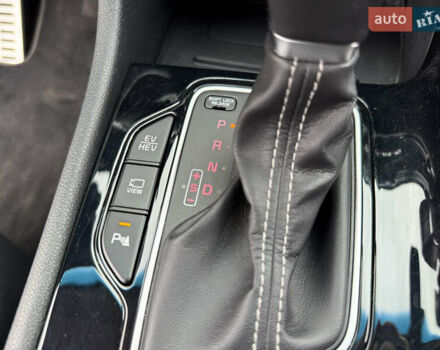 Киа Niro 2020 в Калуше на Automoto.ua Серый Киа Niro, объемом двигателя 1.58 л и пробегом 102 тыс. км за 19600 $, фото 36 на Automoto.ua
