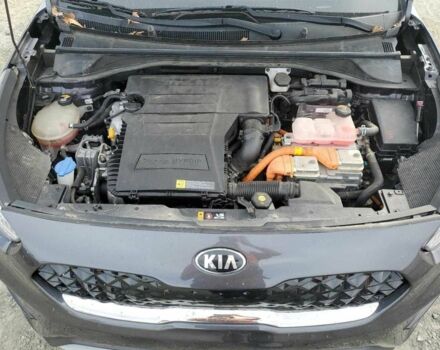 Серый Киа Niro, объемом двигателя 1.6 л и пробегом 35 тыс. км за 3000 $, фото 11 на Automoto.ua
