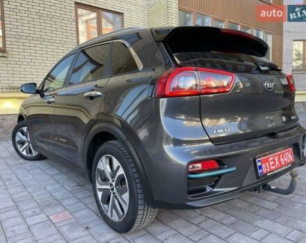 Серый Киа Niro, объемом двигателя 0 л и пробегом 125 тыс. км за 19250 $, фото 32 на Automoto.ua