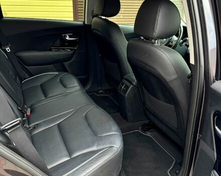 Серый Киа Niro, объемом двигателя 0.15 л и пробегом 58 тыс. км за 21850 $, фото 4 на Automoto.ua