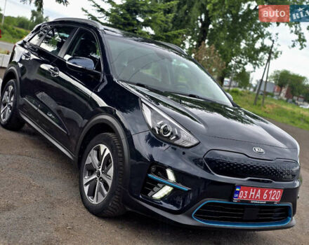 Серый Киа Niro, объемом двигателя 0 л и пробегом 96 тыс. км за 19500 $, фото 12 на Automoto.ua