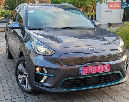 Киа Niro 2020 в Ровно на Automoto.ua Серый Киа Niro, объемом двигателя 0 л и пробегом 125 тыс. км за 19850 $, фото 38 на Automoto.ua