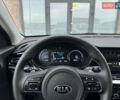 Серый Киа Niro, объемом двигателя 0 л и пробегом 139 тыс. км за 18900 $, фото 78 на Automoto.ua