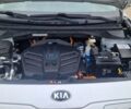 Серый Киа Niro, объемом двигателя 0 л и пробегом 167 тыс. км за 18400 $, фото 38 на Automoto.ua