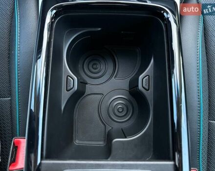 Серый Киа Niro, объемом двигателя 0 л и пробегом 97 тыс. км за 23200 $, фото 55 на Automoto.ua