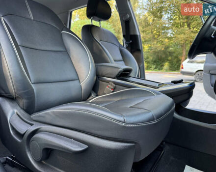 Сірий Кіа Niro, об'ємом двигуна 0 л та пробігом 144 тис. км за 18200 $, фото 48 на Automoto.ua