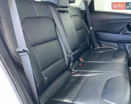 Сірий Кіа Niro, об'ємом двигуна 0 л та пробігом 158 тис. км за 19950 $, фото 9 на Automoto.ua