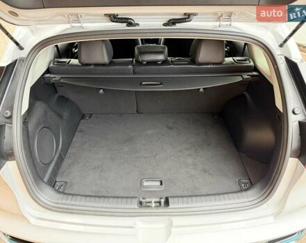 Сірий Кіа Niro, об'ємом двигуна 0 л та пробігом 71 тис. км за 21999 $, фото 81 на Automoto.ua