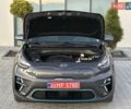 Серый Киа Niro, объемом двигателя 0 л и пробегом 74 тыс. км за 18200 $, фото 56 на Automoto.ua