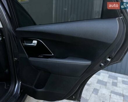 Киа Niro 2020 в Ивано-Франковске на Automoto.ua Серый Киа Niro, объемом двигателя 0 л и пробегом 88 тыс. км за 18500 $, фото 29 на Automoto.ua