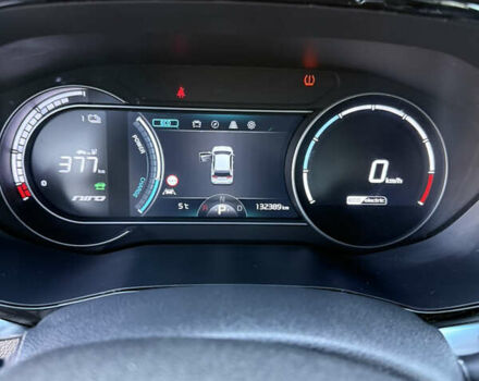 Сірий Кіа Niro, об'ємом двигуна 0 л та пробігом 102 тис. км за 18900 $, фото 24 на Automoto.ua