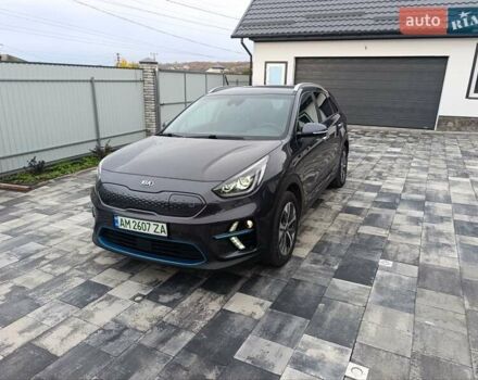 Сірий Кіа Niro, об'ємом двигуна 0 л та пробігом 135 тис. км за 19700 $, фото 1 на Automoto.ua