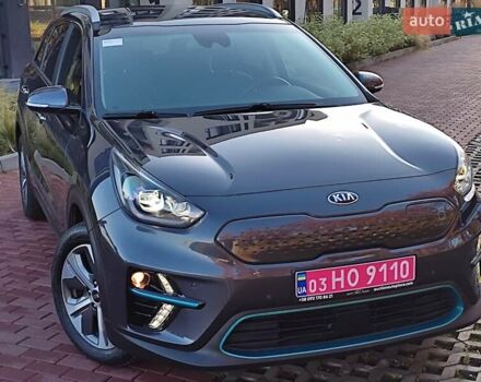 Киа Niro 2020 в Ровно на Automoto.ua Серый Киа Niro, объемом двигателя 0 л и пробегом 125 тыс. км за 19850 $, фото 96 на Automoto.ua