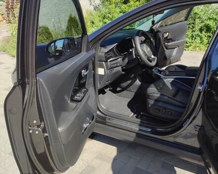 Серый Киа Niro, объемом двигателя 0 л и пробегом 49 тыс. км за 23000 $, фото 41 на Automoto.ua