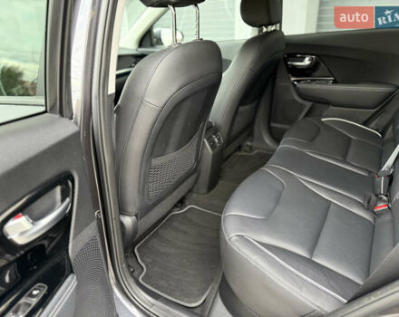 Кіа Niro 2020 у Вінниці на Automoto.ua Сірий Кіа Niro, об'ємом двигуна 0 л та пробігом 157 тис. км за 19500 $, фото 21 на Automoto.ua