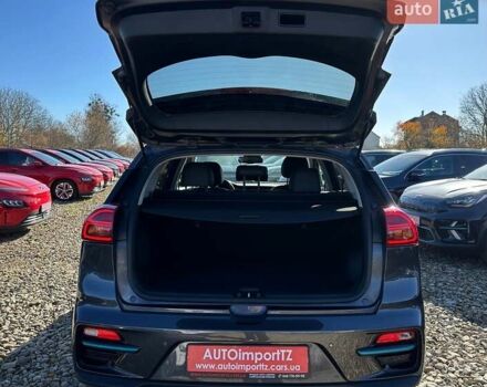 Сірий Кіа Niro, об'ємом двигуна 0 л та пробігом 58 тис. км за 23400 $, фото 85 на Automoto.ua