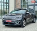 Серый Киа Niro, объемом двигателя 0 л и пробегом 150 тыс. км за 18500 $, фото 10 на Automoto.ua