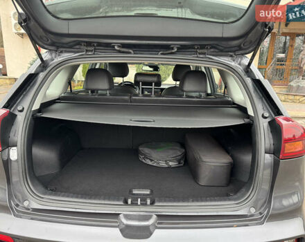 Серый Киа Niro, объемом двигателя 0 л и пробегом 158 тыс. км за 17750 $, фото 80 на Automoto.ua