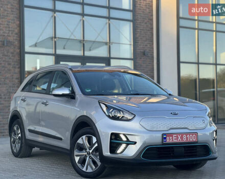 Серый Киа Niro, объемом двигателя 0 л и пробегом 139 тыс. км за 17699 $, фото 20 на Automoto.ua