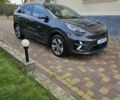 Сірий Кіа Niro, об'ємом двигуна 0 л та пробігом 136 тис. км за 19200 $, фото 8 на Automoto.ua