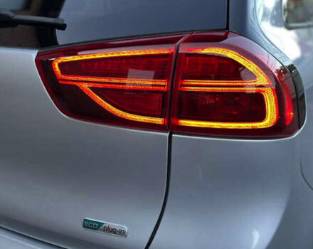 Серый Киа Niro, объемом двигателя 1.58 л и пробегом 67 тыс. км за 22600 $, фото 28 на Automoto.ua