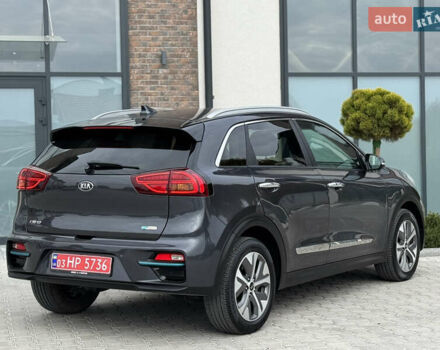 Серый Киа Niro, объемом двигателя 0 л и пробегом 139 тыс. км за 18900 $, фото 24 на Automoto.ua