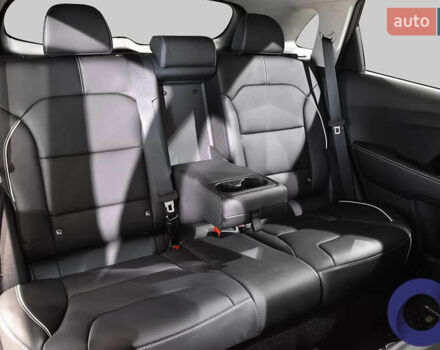 Серый Киа Niro, объемом двигателя 0 л и пробегом 146 тыс. км за 20747 $, фото 26 на Automoto.ua