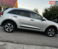 Сірий Кіа Niro, об'ємом двигуна 0 л та пробігом 120 тис. км за 22200 $, фото 16 на Automoto.ua