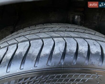 Сірий Кіа Niro, об'ємом двигуна 0 л та пробігом 107 тис. км за 21950 $, фото 27 на Automoto.ua