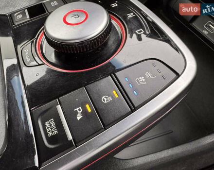 Серый Киа Niro, объемом двигателя 0 л и пробегом 77 тыс. км за 19500 $, фото 29 на Automoto.ua